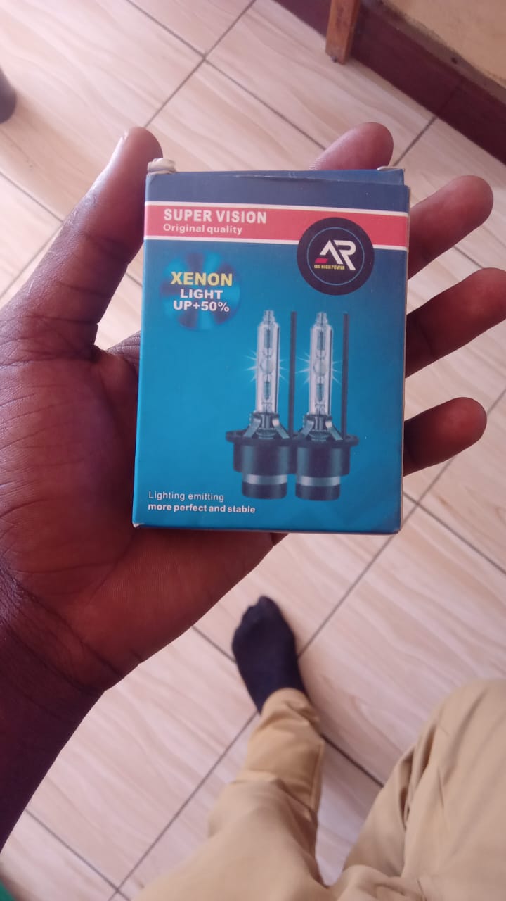 Taa/Bulb Bustor Kawaida (Pair)
