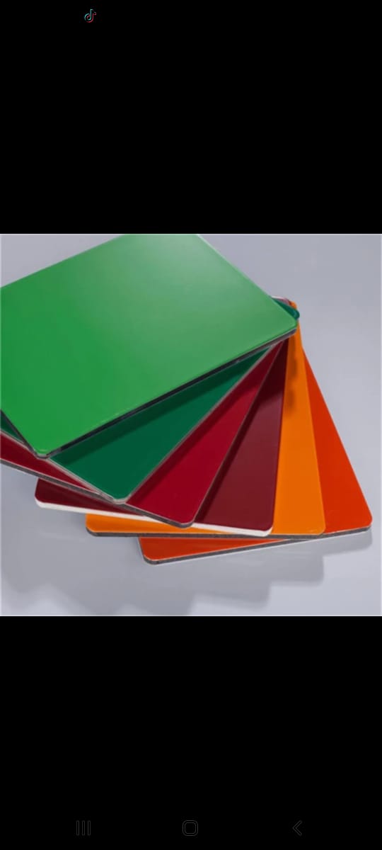Alucobond (orange)