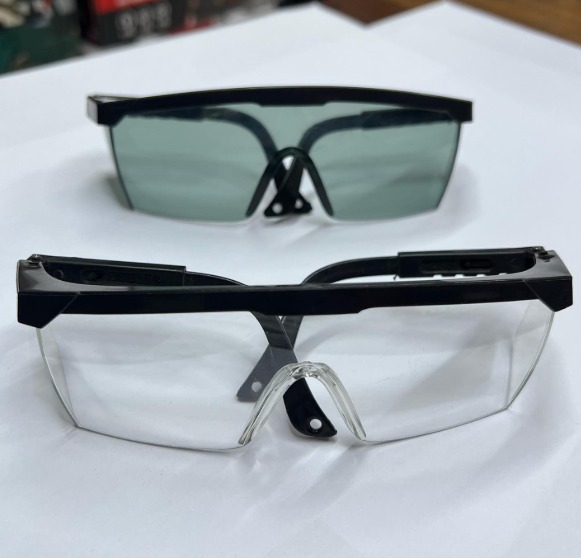 Safety Glass Type 1 (Clear & Black)