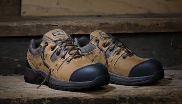 Safety shoes